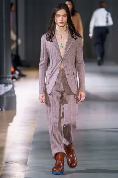 Look 21